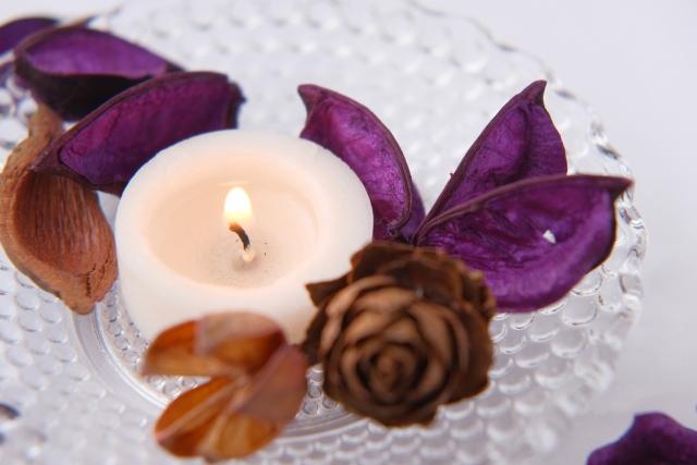 アロマキャンドルとポプリ